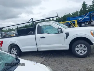 2022 Ford F-150 XL z VIN 1FTMF1CB4NKE00254, wystawiony jako IAAI lot #42334773 z przebiegiem 42 423 mil mil oraz . Historia ofert i sprzedaży dostępna na DreamBid. Obrazek 14.