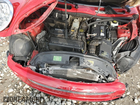2008 MINI Convertible with VIN WMWRF33518TG18470, listed as a Copart auction lot 79095684 with Not provided miles and Clean title. Bid and sale history available at DreamBid. Image 13.