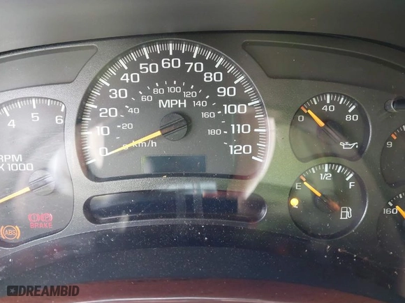 2005 Chevrolet Avalanche LS with VIN 3GNEC12Z35G234691, listed as a IAAI auction lot 41112013 with 1 mi miles. Bid and sale history available at carsss.com. Image 7.