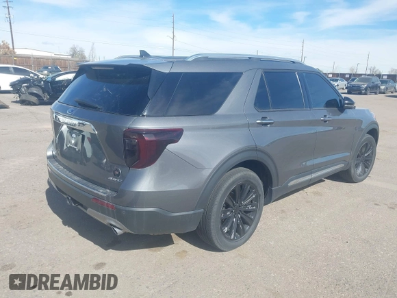 2022 Ford Explorer Limited with VIN 1FMSK8FH8NGC41944, listed as a IAAI auction lot 39074894 with 17,409 mi miles. Bid and sale history available at carsss.com. Image 4.