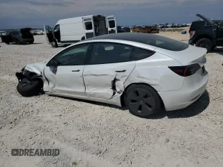 2023 Tesla Model 3 z VIN 5YJ3E1EA1PF608109, wystawiony jako Copart lot #72243744 z przebiegiem 10 165 mil mil oraz Szkoda całkowita • Salvage title. Historia ofert i sprzedaży dostępna na DreamBid. Obrazek 2.