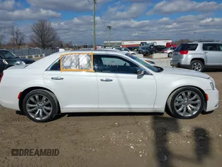 2016 Chrysler 300 with VIN 2C3CCAET1GH165675, listed as a IAAI auction lot 41689151 with 195,094 mi miles. Bid and sale history available at carsss.com. Image 13.