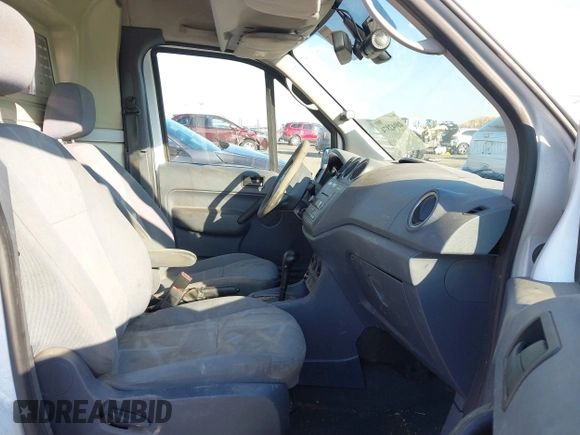 2013 Ford Transit Connect XLT с VIN NM0LS7BN7DT135244, выставлен на аукционе IAAI как лот 40942874 с пробегом 80 592 миль миль и . История ставок и продаж доступна на DreamBid. Изображение 5.