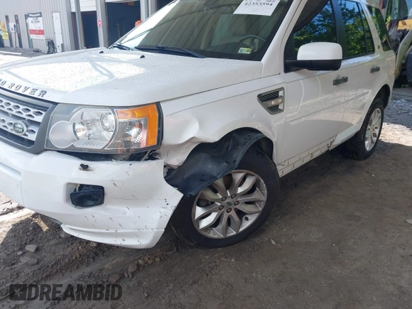 2011 Land Rover LR2 HSE with VIN SALFT2BN8BH217556, listed as a IAAI auction lot 42353594 with 184,631 mi miles and . Bid and sale history available at DreamBid. Image 6.