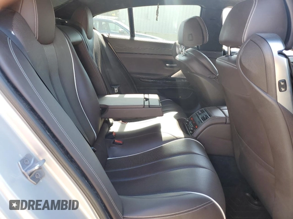 2013 BMW 6 Series 650i xDrive with VIN WBA6B4C54DD098738, listed as a Copart auction lot 75511714 with 81,581 mi miles and Salvage Title. Bid and sale history available at carsss.com. Image 10.