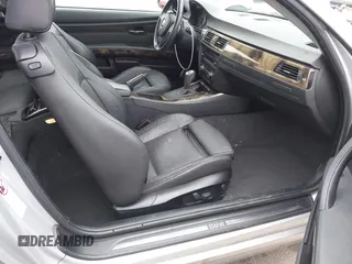 2008 BMW 3 Series 328i z VIN WBAWV13508P119840, wystawiony jako IAAI lot #42171550 z przebiegiem 123 886 mil mil oraz . Historia ofert i sprzedaży dostępna na DreamBid. Obrazek 5.