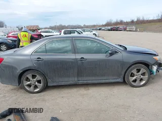 2014 Toyota Camry L with VIN 4T1BF1FK7EU460516, listed as a IAAI auction lot 41908434 with 174,987 mi miles. Bid and sale history available at carsss.com. Image 14.