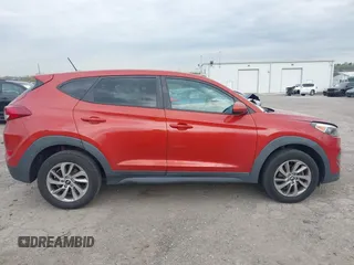 2017 Hyundai Tucson SE z VIN KM8J23A46HU387316, wystawiony jako IAAI lot #42074274 z przebiegiem Nie podano mil oraz . Historia ofert i sprzedaży dostępna na DreamBid. Obrazek 12.