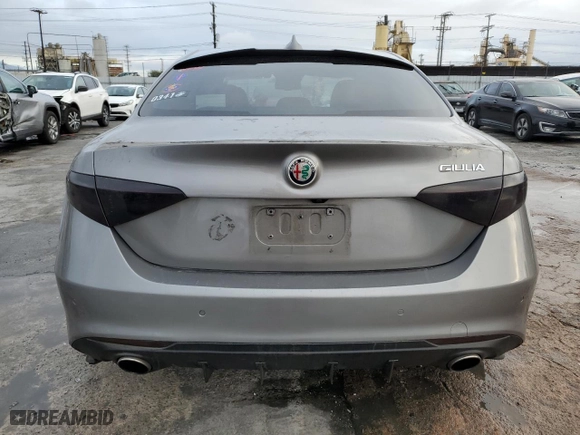 2017 Alfa Romeo Giulia Ti with VIN ZARFAECN5H7544840, listed as a Copart auction lot 43660255 with 0 mi miles and Salvage Title. Bid and sale history available at carsss.com. Image 6.
