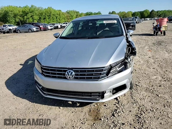 2019 Volkswagen Passat Wolfsburg Edition z VIN 1VWLA7A38KC009068, wystawiony jako Copart lot #52693525 z przebiegiem 168 451 mil mil oraz Szkoda całkowita • Salvage title. Historia ofert i sprzedaży dostępna na DreamBid. Obrazek 11.
