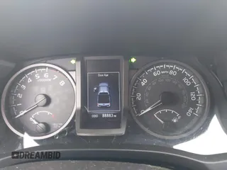 2016 Toyota Tacoma SR with VIN 5TFCZ5AN1GX006840, listed as a IAAI auction lot 41754693 with 88,883 mi miles. Bid and sale history available at carsss.com. Image 7.