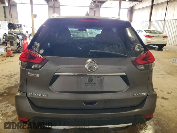 2017 Nissan Rogue S с VIN KNMAT2MV1HP607752, выставлен на аукционе Copart как лот 53371075 с пробегом 87 244 миль миль и Списание • Salvage title. История ставок и продаж доступна на DreamBid. Изображение 6.