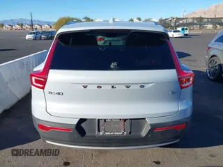 2021 Volvo XC40 Inscription with VIN YV4AC2HL8M2602643, listed as a IAAI auction lot 41601331 with 92,999 mi miles. Bid and sale history available at carsss.com. Image 17.