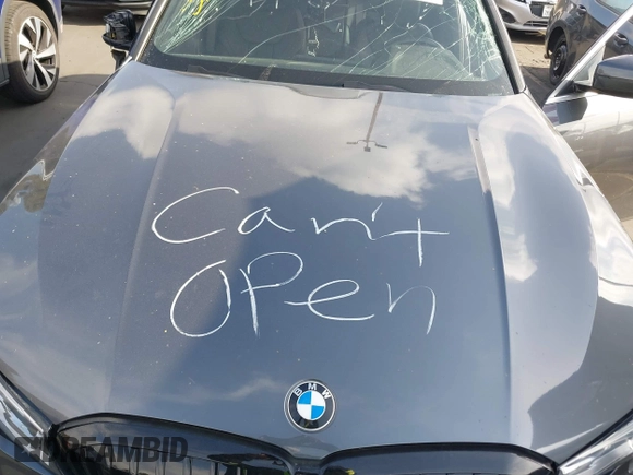 2019 BMW 3 Series 330i z VIN WBA5R1C5XKFH20799, wystawiony jako IAAI lot #42207910 z przebiegiem 59 202 mil mil oraz . Historia ofert i sprzedaży dostępna na DreamBid. Obrazek 10.