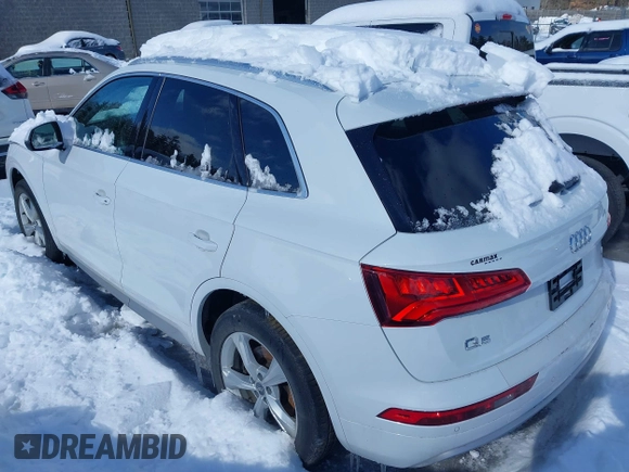 2020 Audi Q5 Premium Plus z VIN WA1BNAFY9L2007285, wystawiony jako IAAI lot #41567118 z przebiegiem 64 913 mil mil oraz . Historia ofert i sprzedaży dostępna na DreamBid. Obrazek 3.