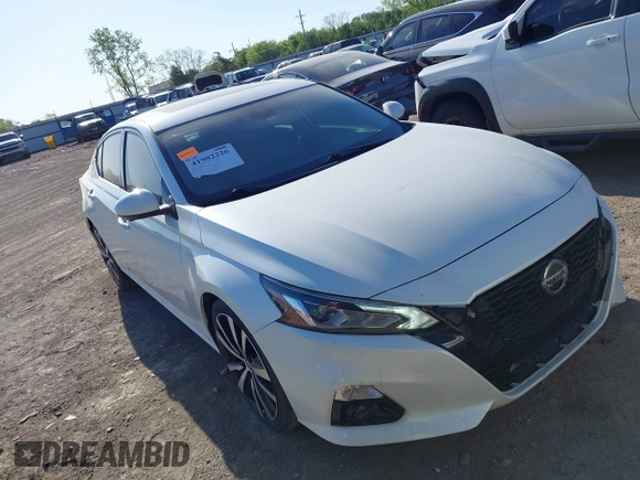 2020 Nissan Altima Platinum with VIN 1N4BL4FV3LC127019, listed as a IAAI auction lot 41982226 with 96,606 mi miles and . Bid and sale history available at carsss.com. Image 12.