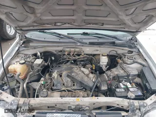 2007 Ford Escape XLT with VIN 1FMYU93147KA42293, listed as a IAAI auction lot 41586591 with 215,643 mi miles. Bid and sale history available at carsss.com. Image 10.