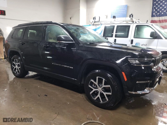2024 Jeep Grand Cherokee L Limited with VIN 1C4RJKBG4R8931061, listed as a Copart auction lot 88646315 with 20,108 mi miles and Salvage Title. Bid and sale history available at carsss.com. Image 4.