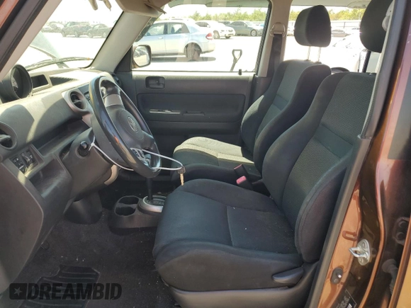 2006 Scion xB with VIN JTLKT324X64122775, listed as a Copart auction lot 61652764 with 257,292 mi miles and Salvage Title. Bid and sale history available at carsss.com. Image 7.