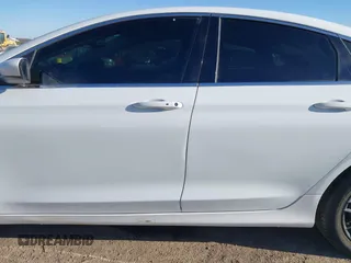 2015 Chrysler 200 Limited with VIN 1C3CCCAB8FN538189, listed as a IAAI auction lot 41750361 with 155,532 mi miles. Bid and sale history available at carsss.com. Image 14.