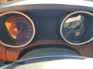 2016 Maserati Ghibli z VIN ZAM57XSA3G1167081, wystawiony jako Copart lot #49139785 z przebiegiem Nie podano mil oraz Czysty tytuł • Clean title. Historia ofert i sprzedaży dostępna na DreamBid. Obrazek 9.