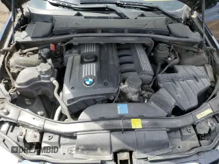 2009 BMW 3 Series 328i with VIN WBAPH73569A171010, listed as a Copart auction lot 61923715 with 209,062 mi miles and Salvage title. Bid and sale history available at DreamBid. Image 11.
