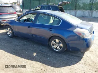 2007 Nissan Altima 2.5 with VIN 1N4AL21E57N467158, listed as a IAAI auction lot 41730780 with 156,925 mi miles. Bid and sale history available at carsss.com. Image 3.