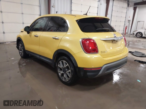 2016 FIAT 500X Trekking with VIN ZFBCFXCT8GP367324, listed as a IAAI auction lot 41570094 with 101,537 mi miles and . Bid and sale history available at DreamBid. Image 3.