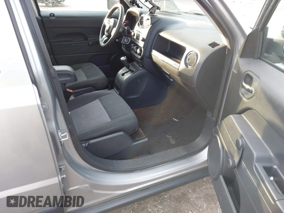 2017 Jeep Patriot Sport with VIN 1C4NJPBA4HD118509, listed as a IAAI auction lot 41610448 with 98,970 mi miles. Bid and sale history available at carsss.com. Image 5.