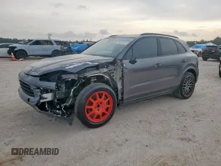2021 Porsche Cayenne z VIN WP1AA2AY2MDA01617, wystawiony jako Copart lot #56953425 z przebiegiem 38 663 mil mil oraz Szkoda całkowita • Salvage title. Historia ofert i sprzedaży dostępna na DreamBid. Obrazek 1.