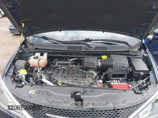 2018 Chrysler Pacifica Touring Plus with VIN 2C4RC1FG9JR261689, listed as a IAAI auction lot 42261105 with 66,622 mi miles and . Bid and sale history available at DreamBid. Image 10.