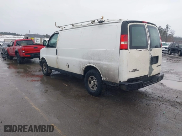 2005 Chevrolet Express Cargo with VIN 1GCFG15X651249132, listed as a IAAI auction lot 41736308 with 1,939 mi miles and . Bid and sale history available at DreamBid. Image 3.