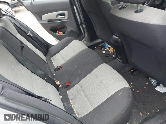 2014 Chevrolet Cruze LS with VIN 1G1PA5SG6E7275673, listed as a IAAI auction lot 41817767 with 121,250 mi miles and . Bid and sale history available at DreamBid. Image 8.