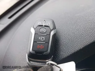 2017 Ford Explorer XLT with VIN 1FM5K7D80HGB52528, listed as a IAAI auction lot 41726138 with 111,578 mi miles. Bid and sale history available at carsss.com. Image 11.
