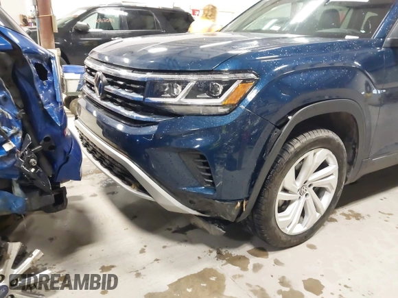 2023 Volkswagen Atlas SE с VIN 1V2HP2CA0PC516123, выставлен на аукционе IAAI как лот 42103856 с пробегом 28 218 миль миль и . История ставок и продаж доступна на DreamBid. Изображение 17.