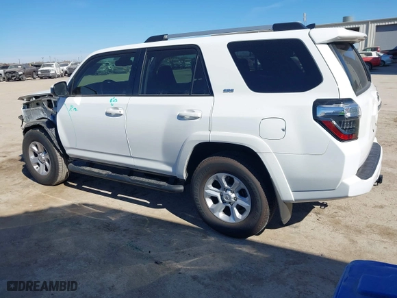2022 Toyota 4Runner SR5 with VIN JTEEU5JR9N5261301, listed as a IAAI auction lot 41390561 with 36,627 mi miles. Bid and sale history available at carsss.com. Image 3.