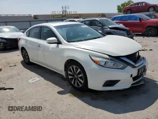 2017 Nissan Altima SL with VIN 1N4AL3AP0HC279040, listed as a Copart auction lot 59194725 with 139,401 mi miles and Salvage title. Bid and sale history available at DreamBid. Image 4.