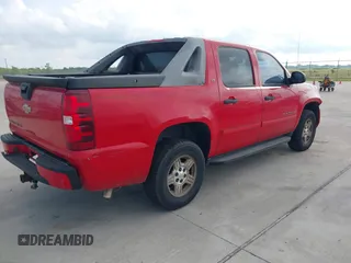 2007 Chevrolet Avalanche LTZ with VIN 3GNEC12J87G269109, listed as a IAAI auction lot 42058289 with 139,518 mi miles and . Bid and sale history available at DreamBid. Image 4.