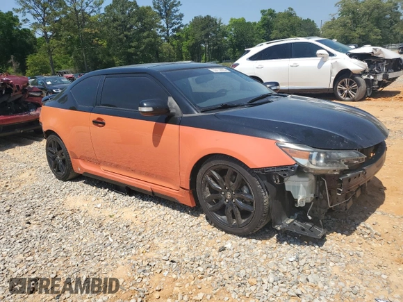 2015 Scion tC z VIN JTKJF5C79FJ006996, wystawiony jako Copart lot #53114425 z przebiegiem 91 647 mil mil oraz Szkoda całkowita • Salvage title. Historia ofert i sprzedaży dostępna na DreamBid. Obrazek 4.