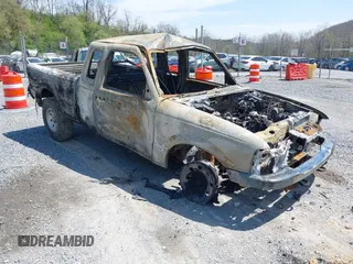 2003 Ford Ranger XL Fleet with VIN 1FTZR45E03TA11205, listed as a IAAI auction lot 42033145 with Not Provided miles and . Bid and sale history available at carsss.com. Image 1.