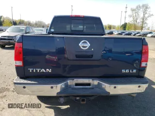2006 Nissan Titan SE z VIN 1N6BA06B86N511768, wystawiony jako Copart lot #52146585 z przebiegiem 174 058 mil mil oraz Szkoda całkowita • Salvage title. Historia ofert i sprzedaży dostępna na DreamBid. Obrazek 6.