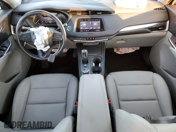 2019 Cadillac XT4 FWD Luxury with VIN 1GYAZAR47KF165866, listed as a Copart auction lot 37790783 with 23,822 mi miles. Bid and sale history available at carsss.com. Image 8.