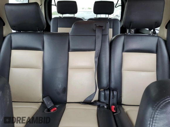 2010 Ford Explorer Eddie Bauer z VIN 1FMEU7EE9AUB15855, wystawiony jako Copart lot #60838815 z przebiegiem 121 570 mil mil oraz Szkoda całkowita • Salvage title. Historia ofert i sprzedaży dostępna na DreamBid. Obrazek 10.