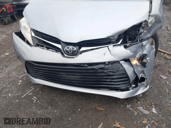 2018 Toyota Sienna LE Auto Access Seat with VIN 5TDKZ3DC6JS904910, listed as a IAAI auction lot 41138869 with 109,900 mi miles and . Bid and sale history available at DreamBid. Image 6.