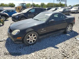 1999 Mercedes-Benz SLK-Class with VIN WDBKK47F8XF124253, listed as a Copart auction lot 70414014 with 0 mi miles and Salvage Title. Bid and sale history available at carsss.com. Image 1.