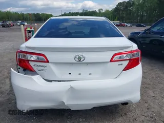 2013 Toyota Camry L with VIN 4T1BF1FK1DU671578, listed as a IAAI auction lot 41982178 with 198,261 mi miles. Bid and sale history available at carsss.com. Image 16.