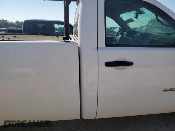2008 GMC Sierra 1500 with VIN 1GTHC24K78E123830, listed as a Copart auction lot 77685284 with 389,286 mi miles and Clean Title. Bid and sale history available at DreamBid. Image 10.