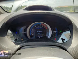 2011 Honda Insight LX z VIN JHMZE2H56BS009537, wystawiony jako Copart lot #62281105 z przebiegiem 240 131 mil mil oraz Szkoda całkowita • Salvage title. Historia ofert i sprzedaży dostępna na DreamBid. Obrazek 9.