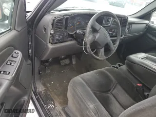 2004 Chevrolet Silverado 1500 LS with VIN 1GCEC14T14E188690, listed as a Copart auction lot 42616285 with 186,116 mi miles and Clean Title. Bid and sale history available at carsss.com. Image 8.
