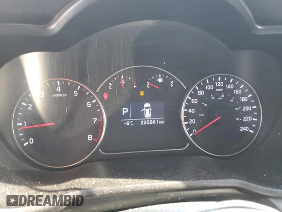 2014 Kia Rondo LX with VIN KNAHT8A33E7041297, listed as a Copart auction lot 42232715 with 230,841 mi miles and Clean Title. Bid and sale history available at carsss.com. Image 9.
